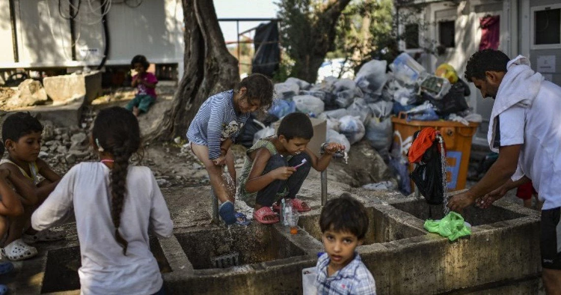 Στον Πειραιά 462 πρόσφυγες από τη Μόρια – Θα μεταφερθούν στη Βόλβη